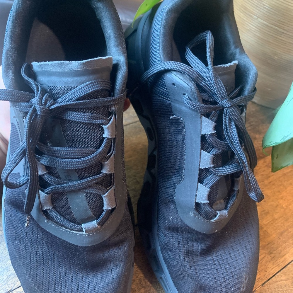 On Cloud Men's Cloudmonster Void Running Athletic… - image 3